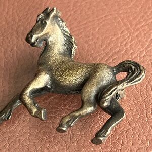 Vintage Horse Brooch Pin